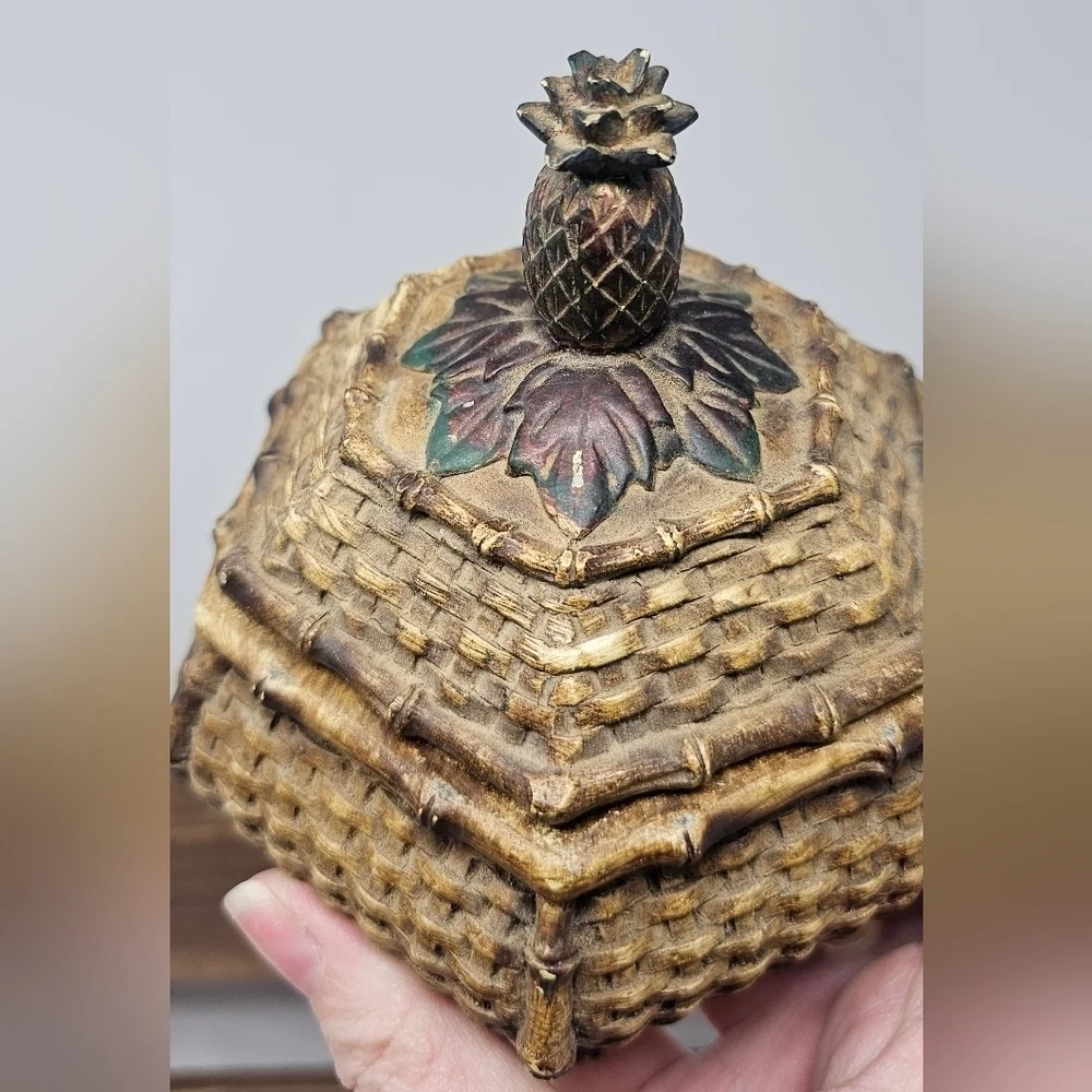 Unique Vintage Trinket Jewelry Box Chinese Style Woven Pineapple Lid Footed